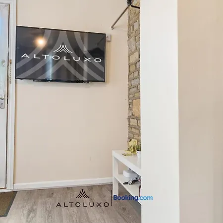 Apartment Calm & Comfortable One Bedroom With Shared Garden In Bishopsworth By Altoluxo Bristol