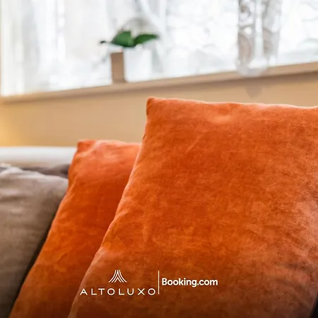Calm & Comfortable One Bedroom With Shared Garden In Bishopsworth By Altoluxo