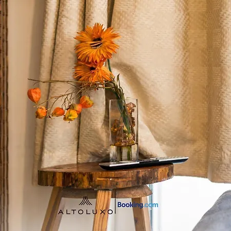 Calm & Comfortable One Bedroom With Shared Garden In Bishopsworth By Altoluxo